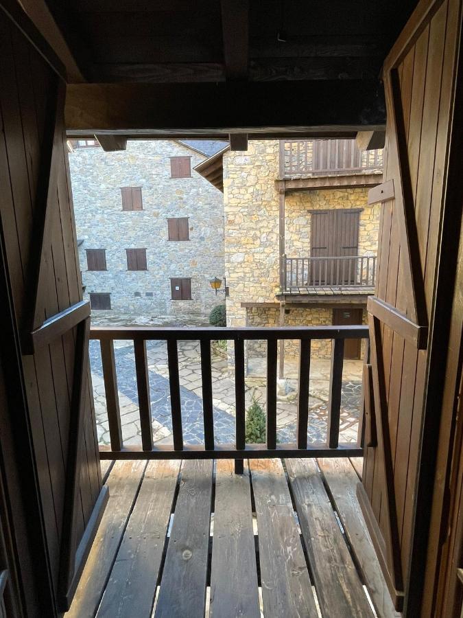 Apartament Urbanizacion Linsoles - Benasque Sahun Zewnętrze zdjęcie