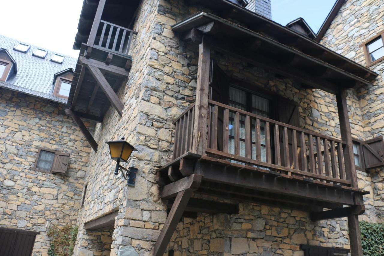 Apartament Urbanizacion Linsoles - Benasque Sahun Zewnętrze zdjęcie